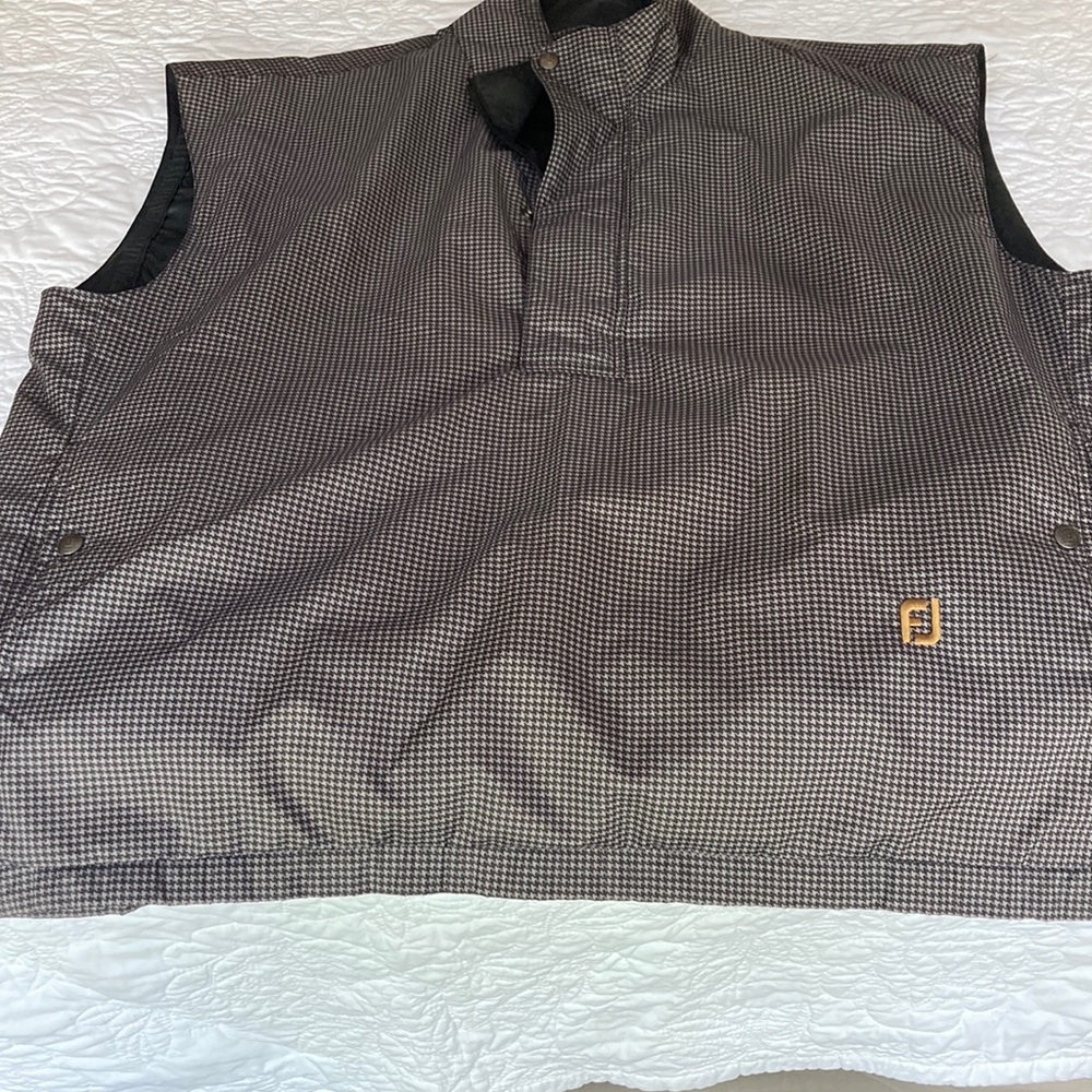 FootJoy DryJoys men’s golf vest, size L